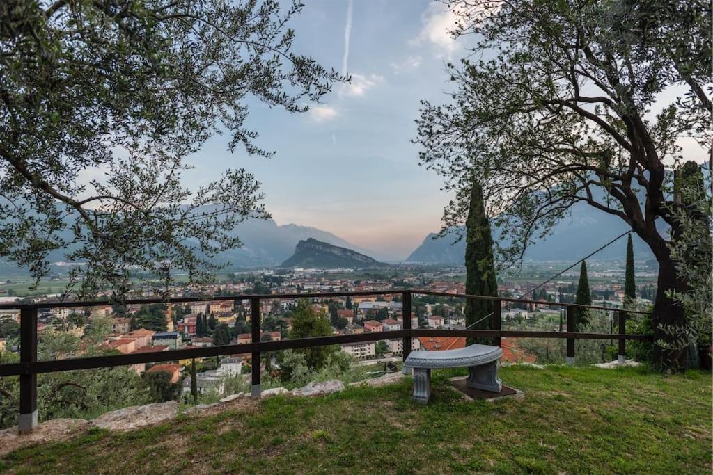 Casa Tra Gli Olivi Villa อาร์โก ภายนอก รูปภาพ